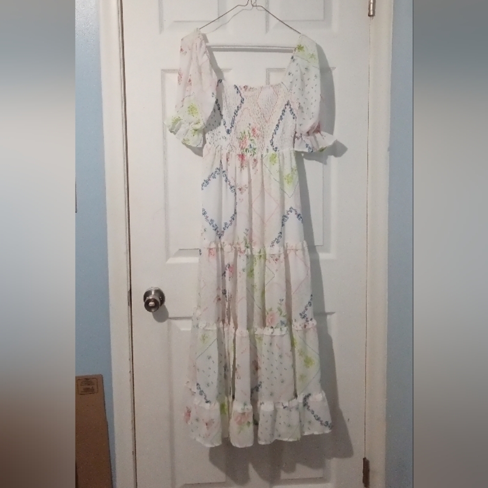 Chic Floral Patchwork Maxi Dress